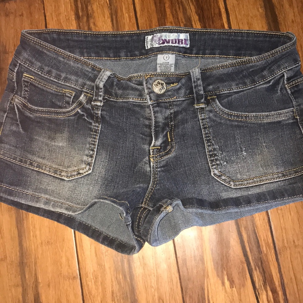 Jean Shorts + free gift ❤️